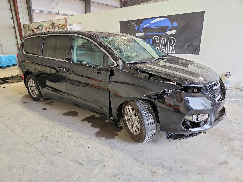 2024 CHRYSLER PACIFICA TOURING L 4