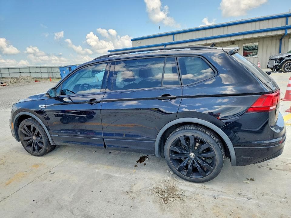 2020 VOLKSWAGEN TIGUAN SE 2