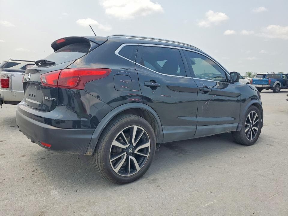 2017 NISSAN ROGUE SPORT SL 3