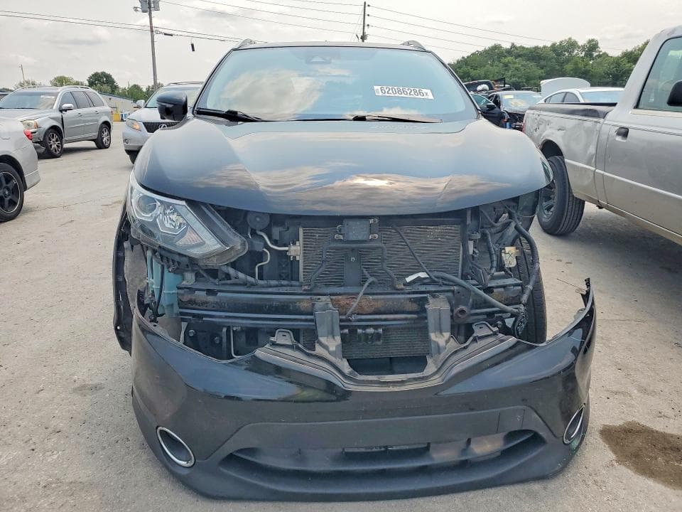 2017 NISSAN ROGUE SPORT SL 5