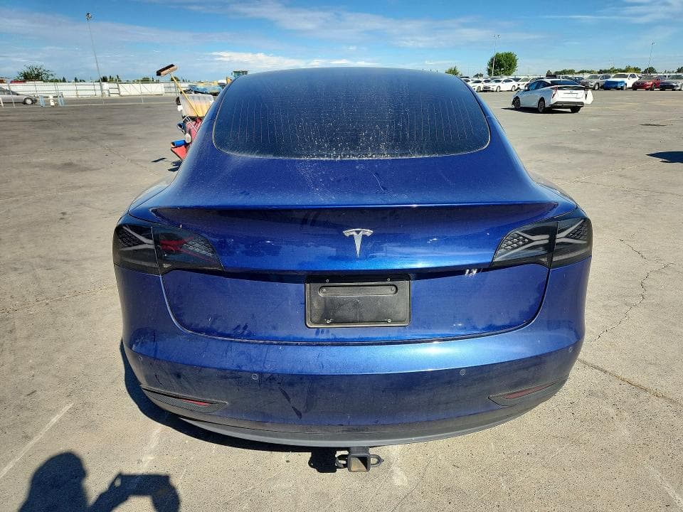 2018 TESLA MODEL 3 6