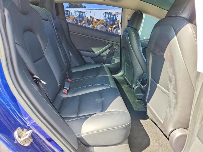 2018 TESLA MODEL 3 10