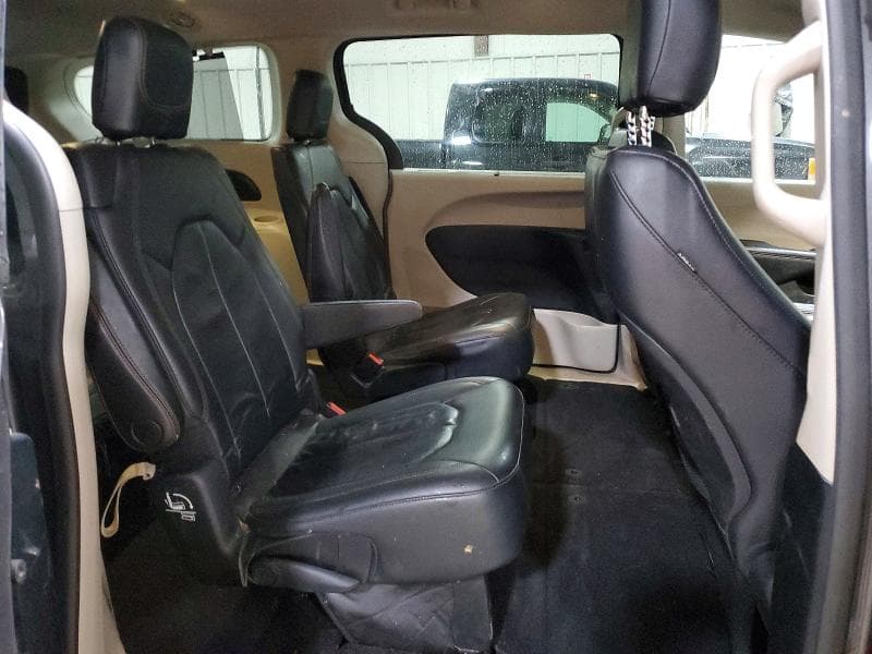 2018 CHRYSLER PACIFICA TOURING L 11