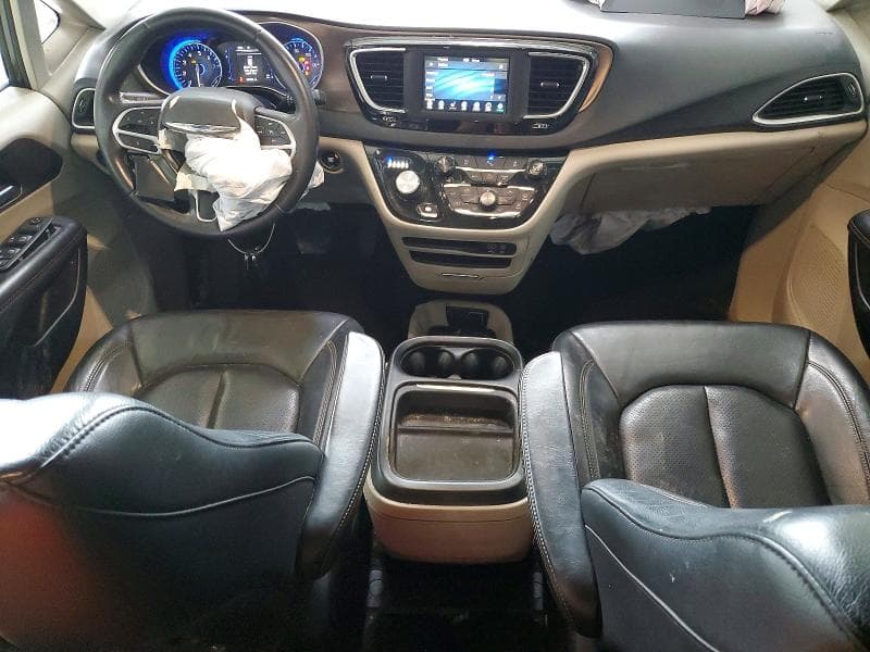 2018 CHRYSLER PACIFICA TOURING L 8