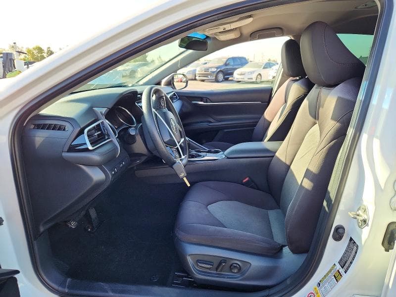 2018 TOYOTA CAMRY LE 7