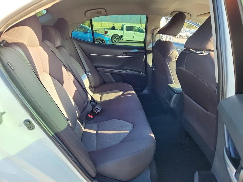 2018 TOYOTA CAMRY LE 10