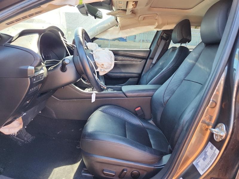 2019 MAZDA 3 PREMIUM 7