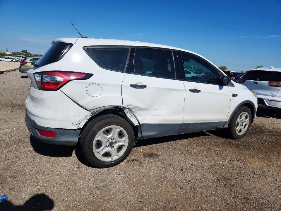 2017 FORD ESCAPE S 3