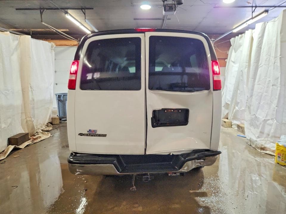 2020 CHEVROLET EXPRESS G2500 LT 6