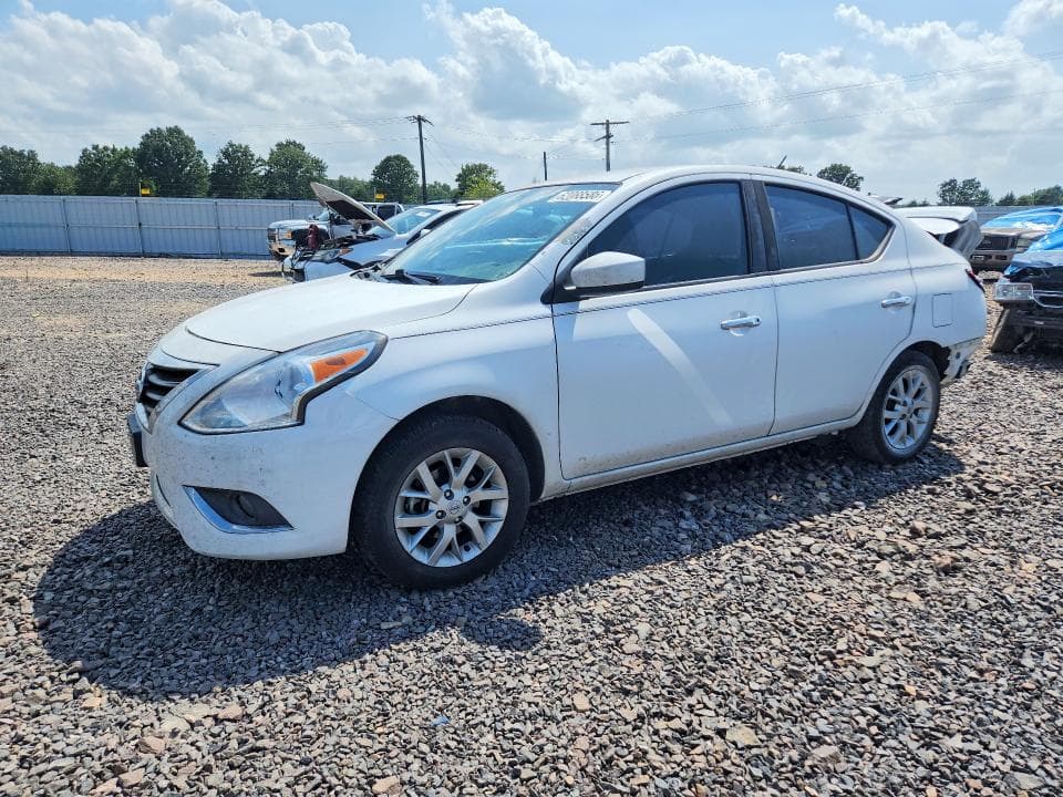2018 NISSAN VERSA SV - 1
