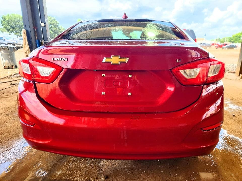 2017 CHEVROLET CRUZE LT 6