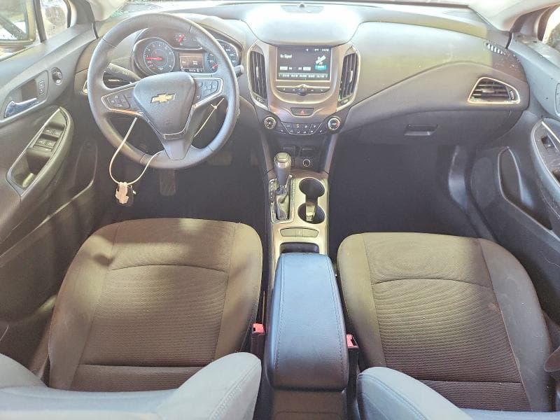 2017 CHEVROLET CRUZE LT 8