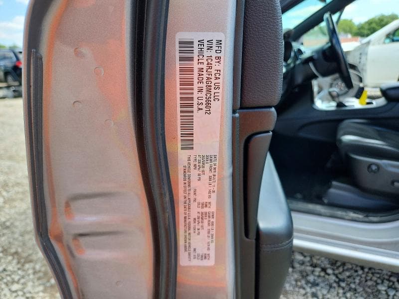 2021 JEEP GRAND CHEROKEE LAREDO 13
