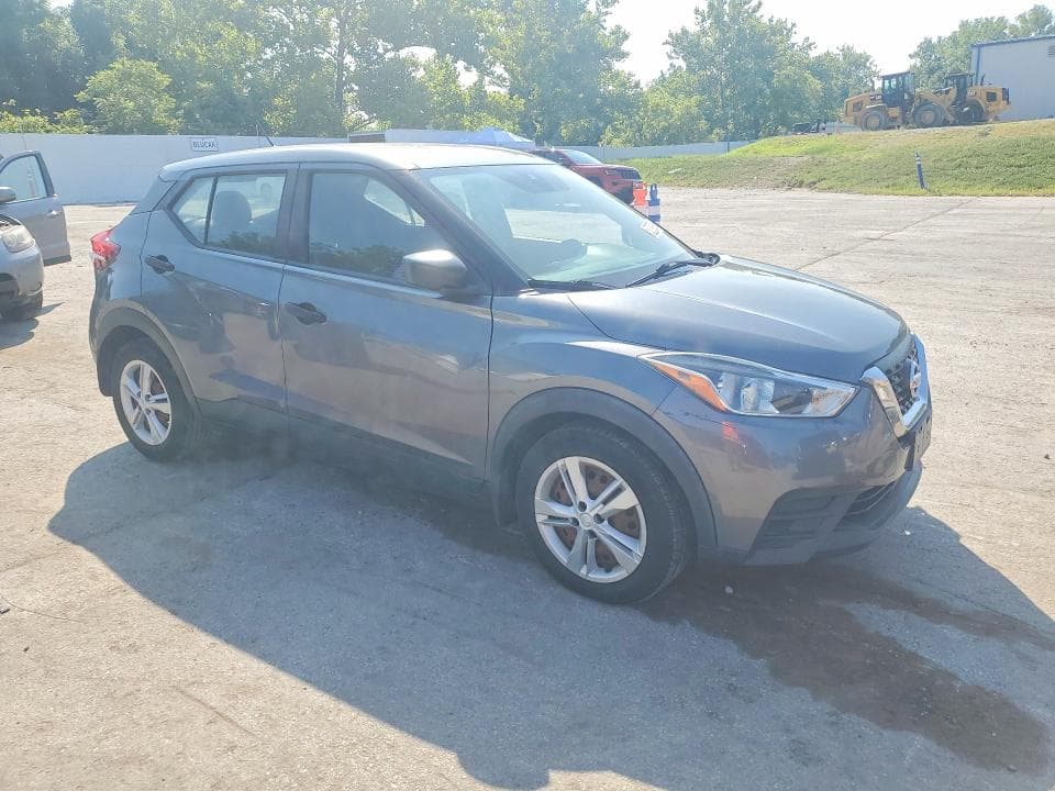 2020 NISSAN KICKS S S 4
