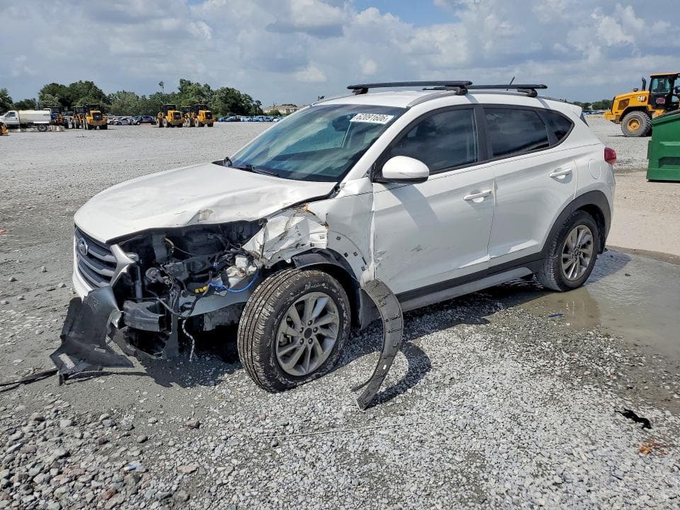 2017 HYUNDAI TUCSON SE - 1