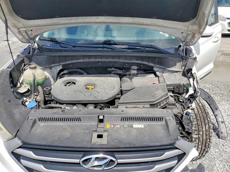 2017 HYUNDAI TUCSON SE 12