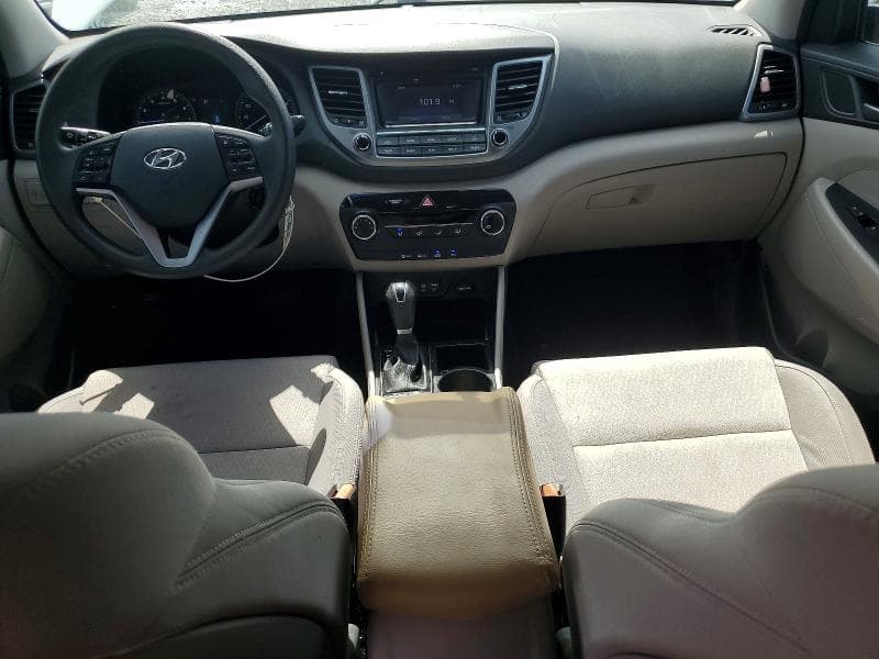 2017 HYUNDAI TUCSON SE 8