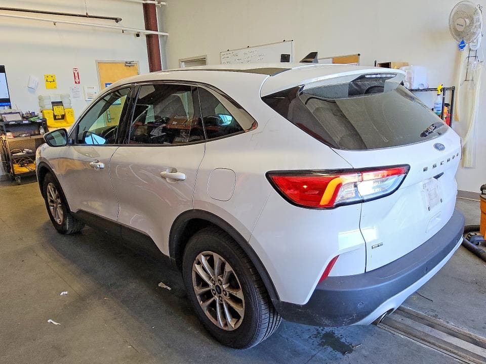 2020 FORD ESCAPE SE 2