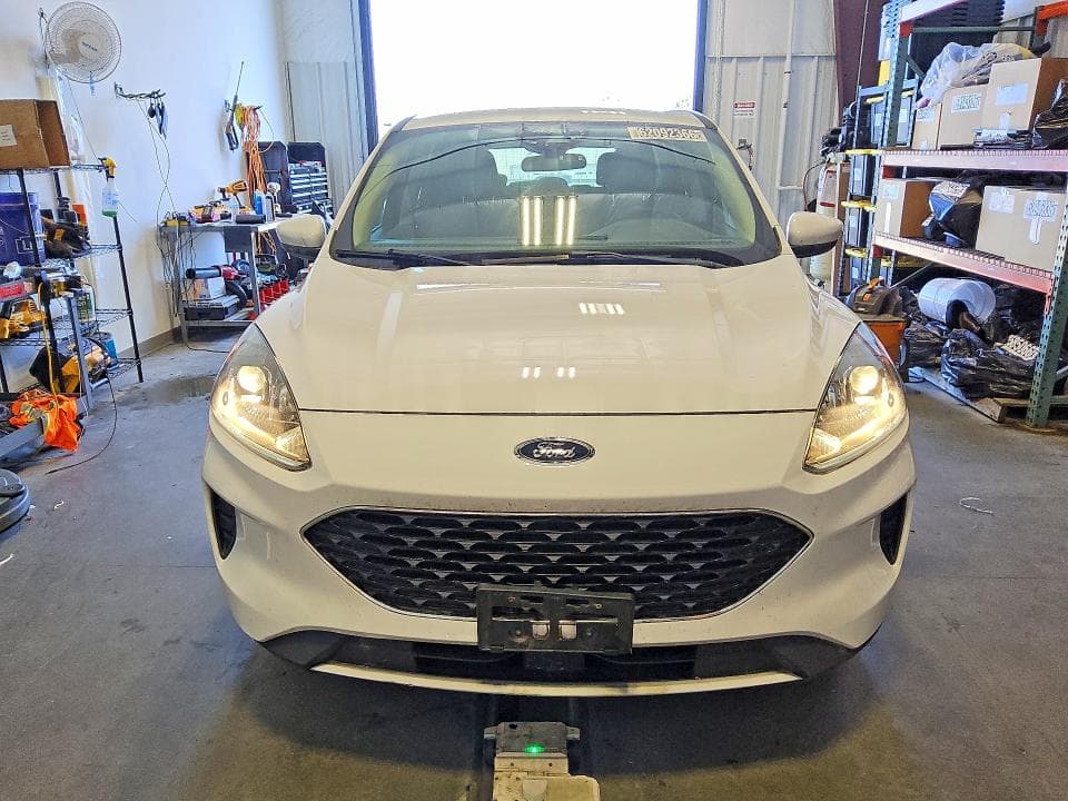 2020 FORD ESCAPE SE 5