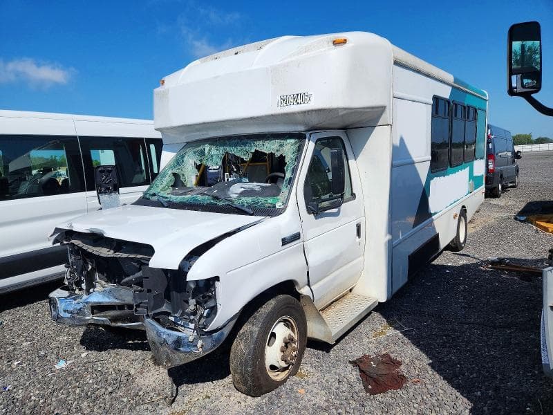 2023 FORD ECONOLINE E450 SUPER DUTY CUTAWAY VAN 2