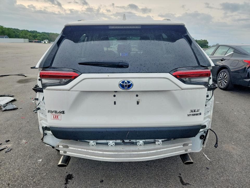 2024 TOYOTA RAV4 HYBRID XLE 6