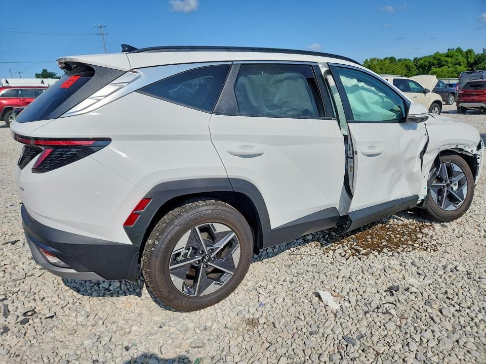 2025 HYUNDAI TUCSON SEL 3