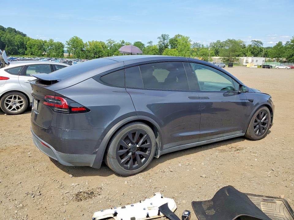 2022 TESLA MODEL X 3