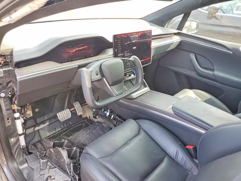 2022 TESLA MODEL X 8