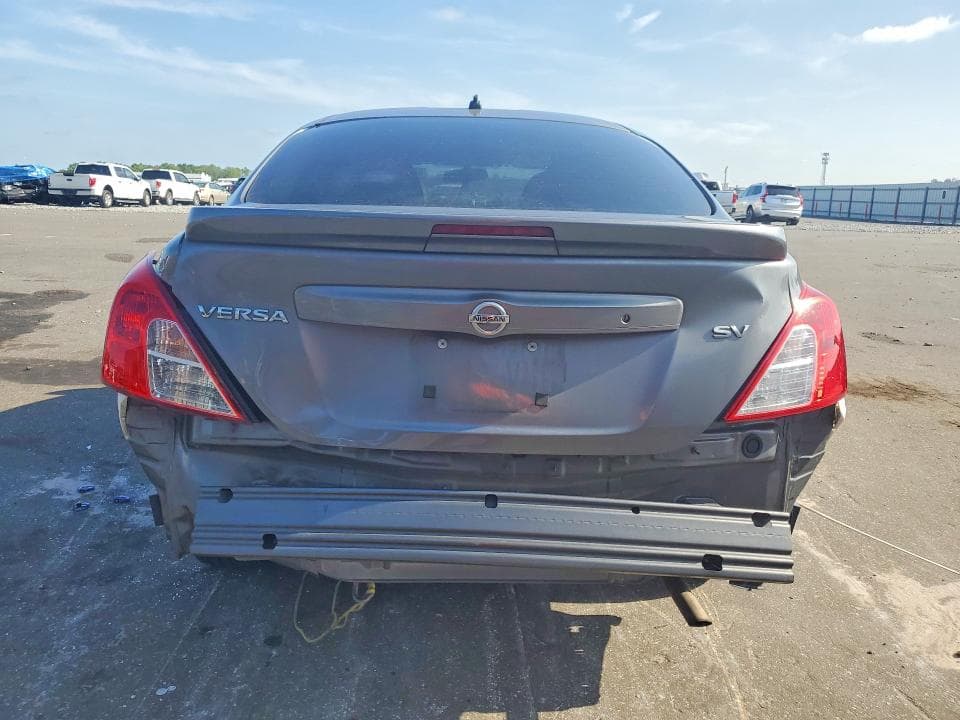 2017 NISSAN VERSA 1.6 SV 6