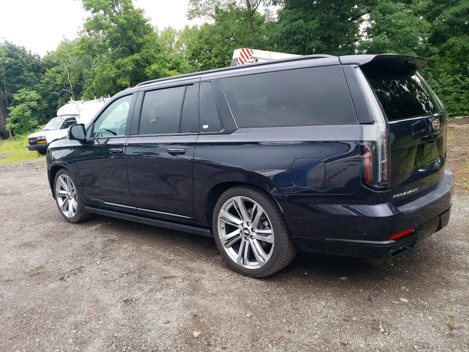2025 CADILLAC ESCALADE ESV SPORT 2