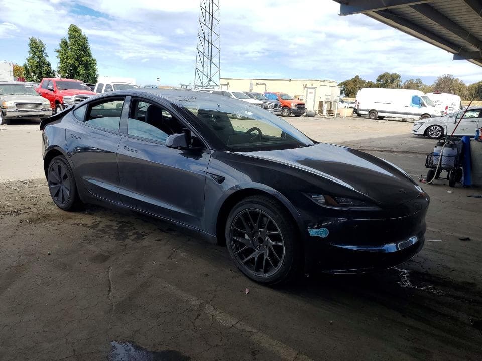 2024 TESLA MODEL 3 4