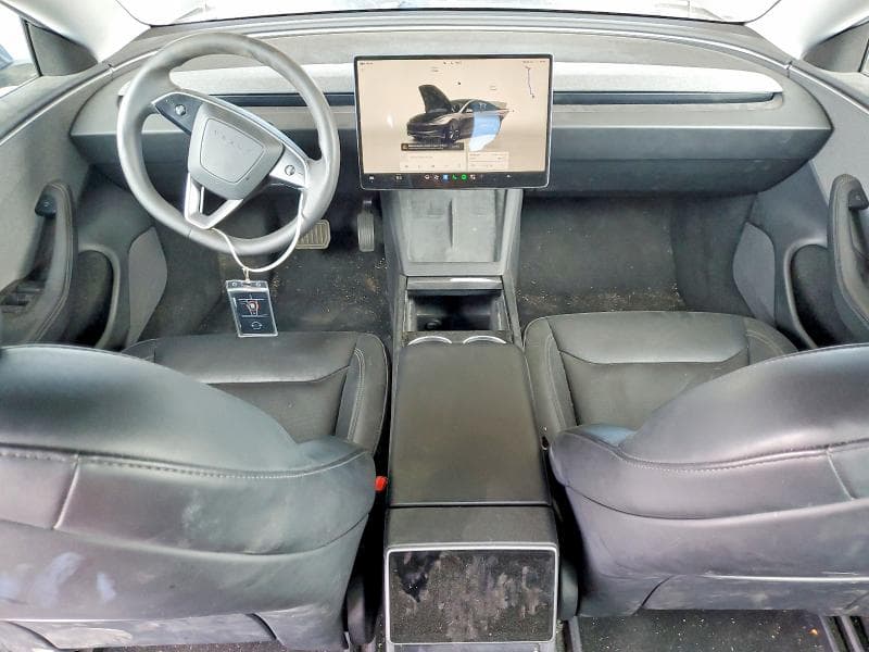 2024 TESLA MODEL 3 8