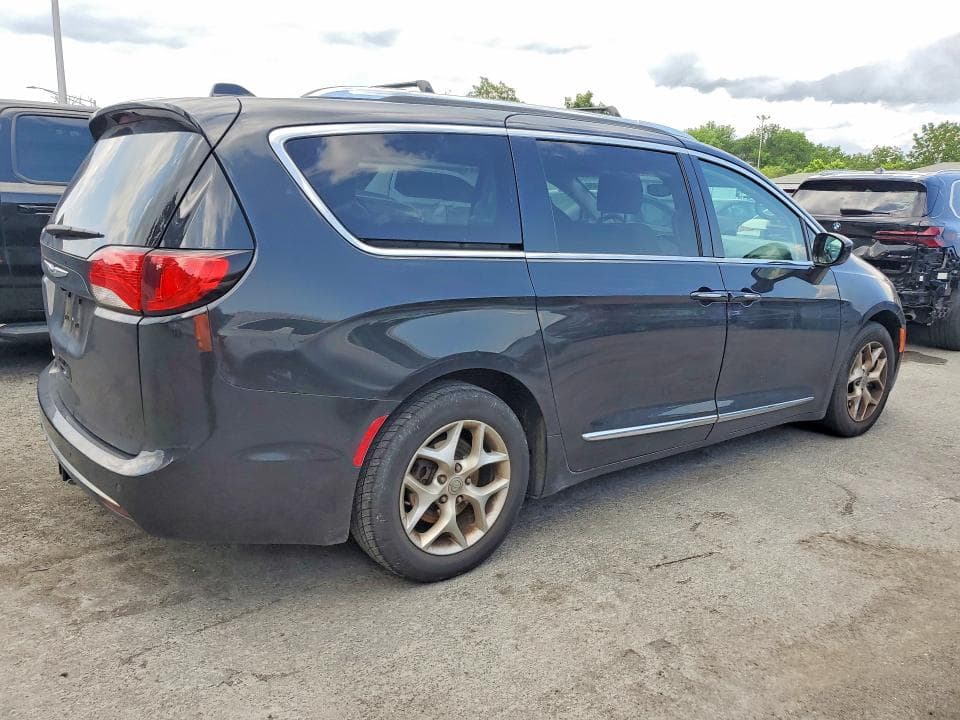 2018 CHRYSLER PACIFICA TOURING L PLUS 3