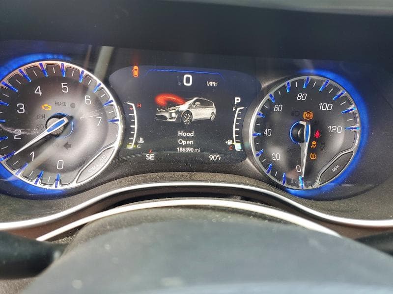 2018 CHRYSLER PACIFICA TOURING L PLUS 9