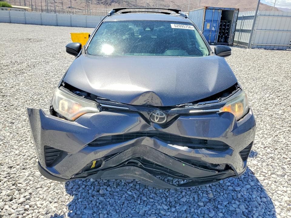 2018 TOYOTA RAV4 LE 5