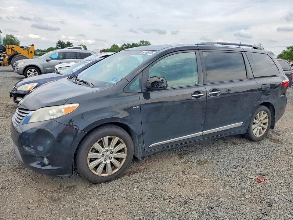 2017 TOYOTA SIENNA XLE 7-PASSENGER 1