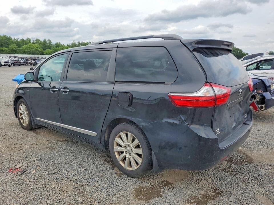 2017 TOYOTA SIENNA XLE 7-PASSENGER 2