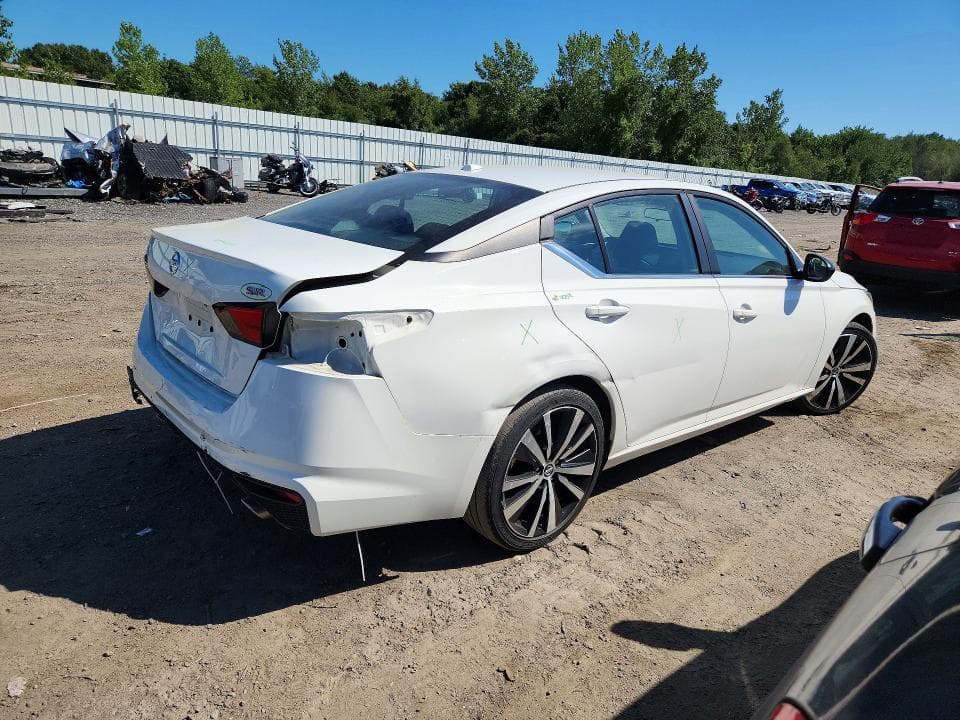2019 NISSAN ALTIMA SR 3