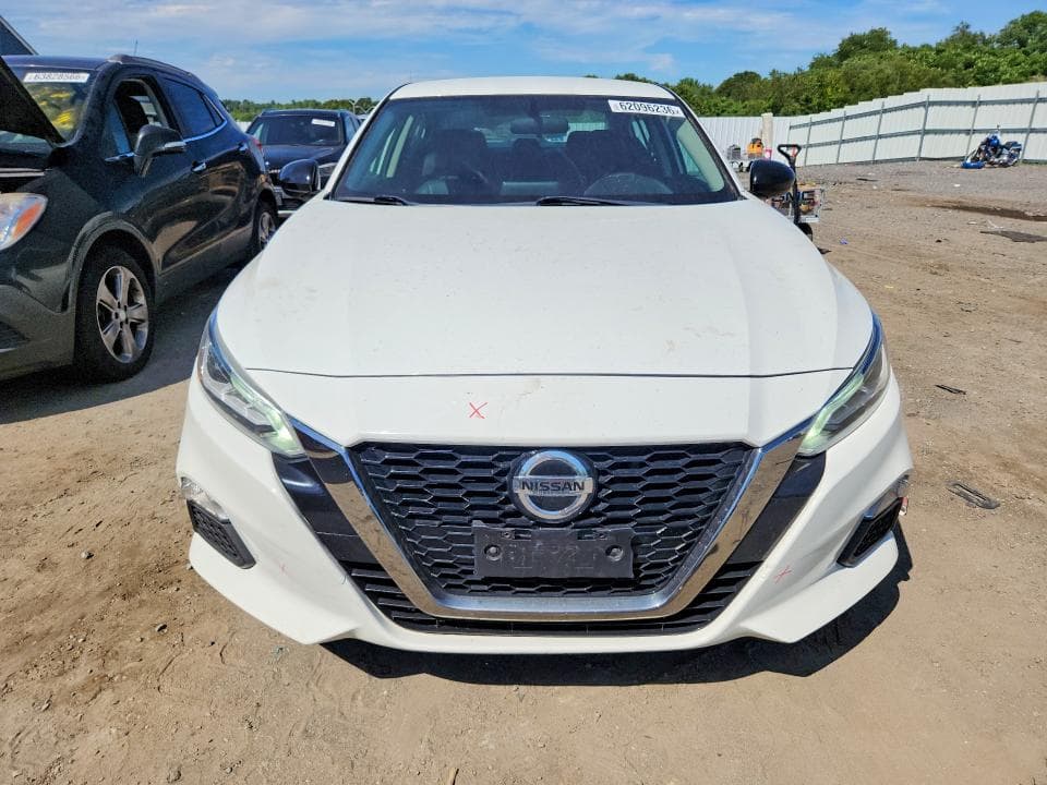 2019 NISSAN ALTIMA SR 5