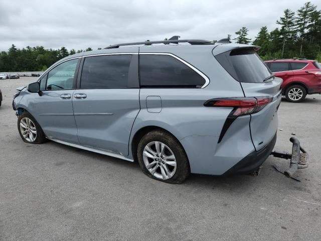 2022 TOYOTA SIENNA XLE XLE 2