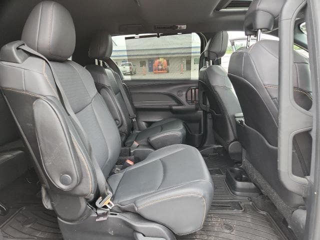 2022 TOYOTA SIENNA XLE XLE 11
