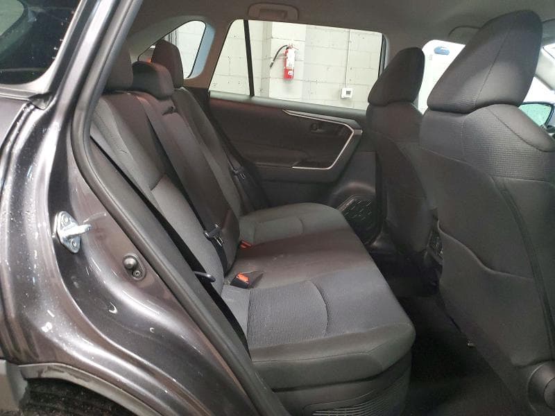 2021 TOYOTA RAV4 LE 11