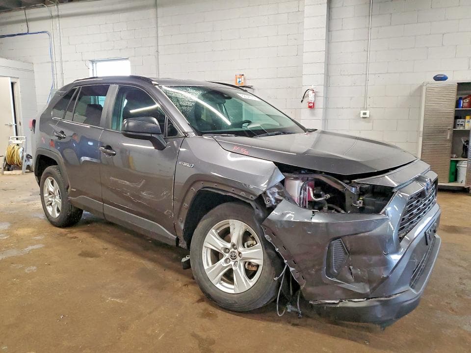 2021 TOYOTA RAV4 LE 4
