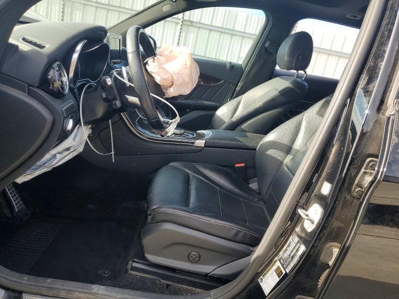 2018 MERCEDES-BENZ GLC 300 7