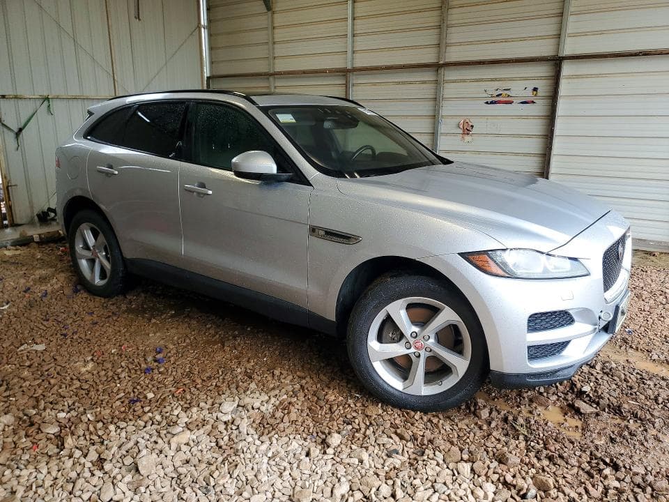 2017 JAGUAR F-PACE PREMIUM 4