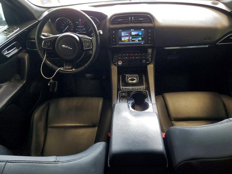 2017 JAGUAR F-PACE PREMIUM 8