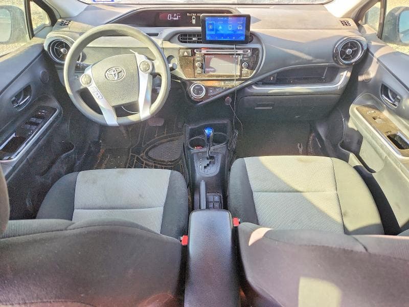2017 TOYOTA PRIUS C TWO TWO 8