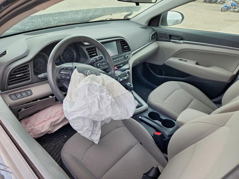 2020 HYUNDAI ELANTRA SEL 8