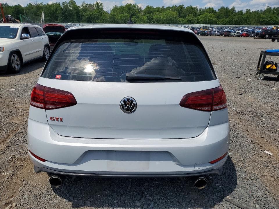 2020 VOLKSWAGEN GTI 6