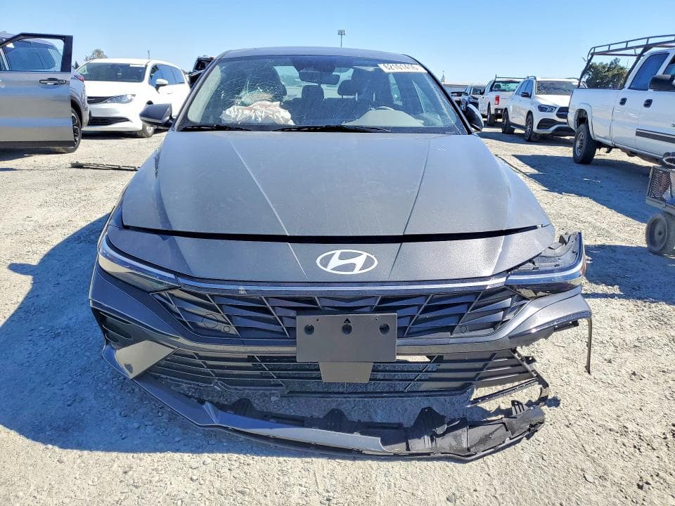 2025 HYUNDAI ELANTRA SEL 5